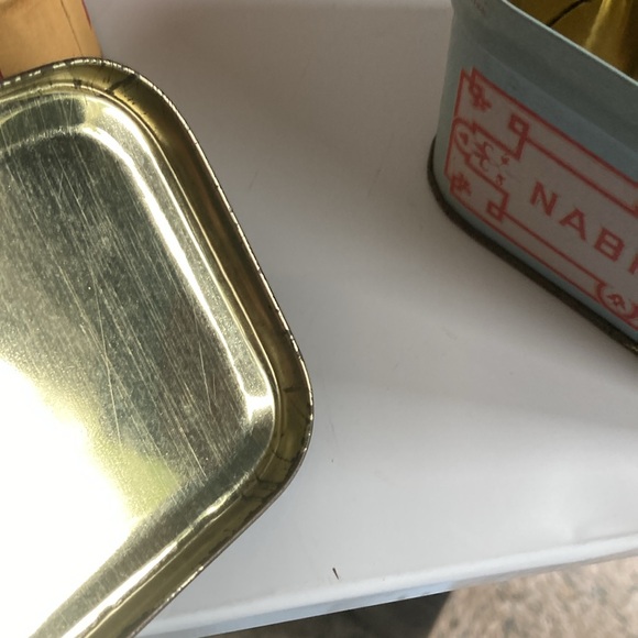 3/$15 Vintage Small Advertising Tins - Picture 7 of 8